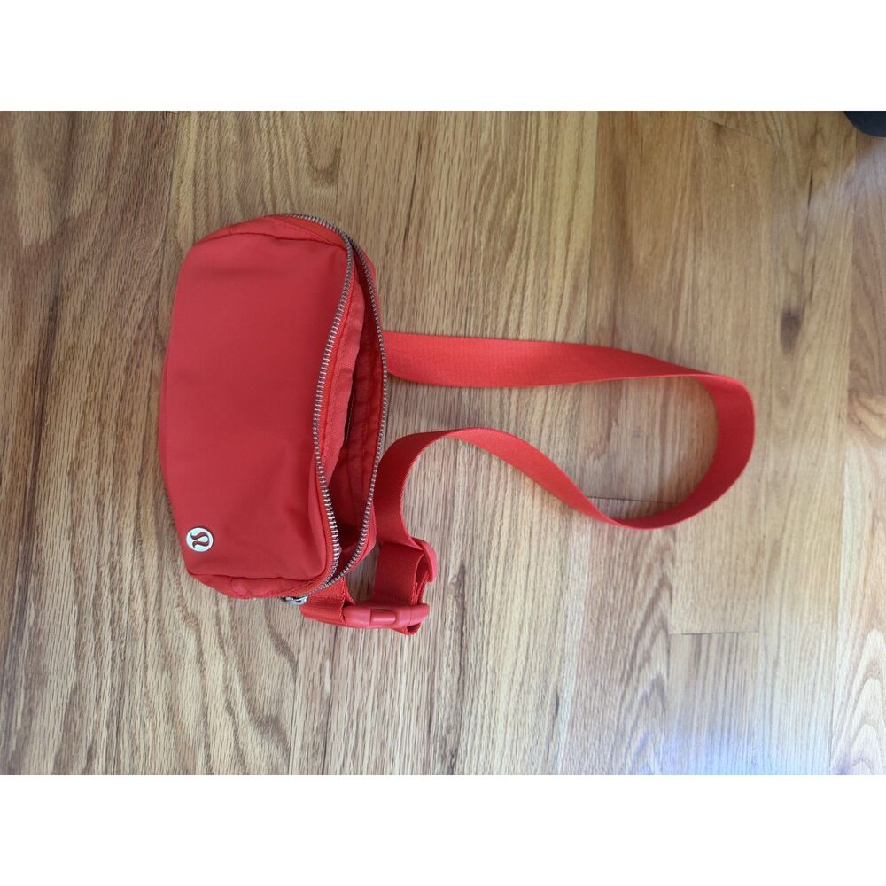 Lululemon Belt Bag - RED - NWOT